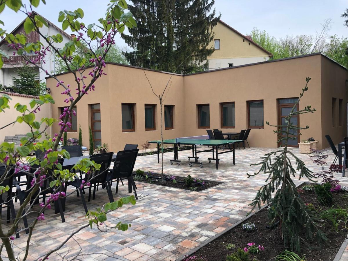 Second Home Apartments Miskolctapolca 外观 照片